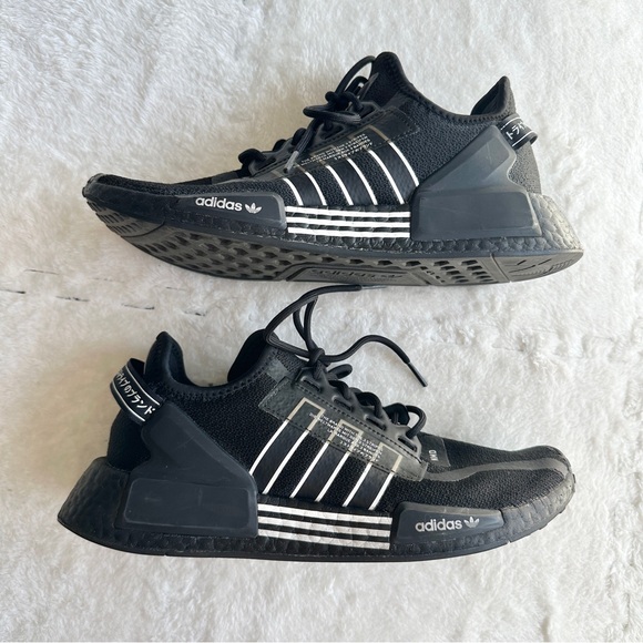 Adidas black and white NMD R1 V2 athletic shoes, size 8 NO BOX main image 7